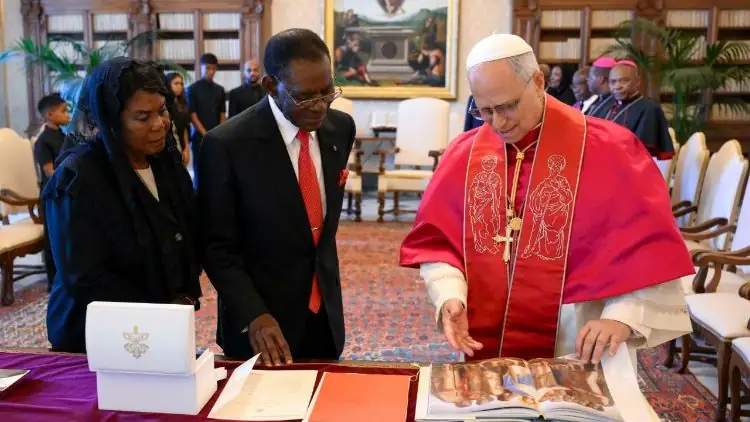 Guinée Equatoriale : Le gouvernement dément tout prélèvement forcé sur les salaires pour la visite du Pape