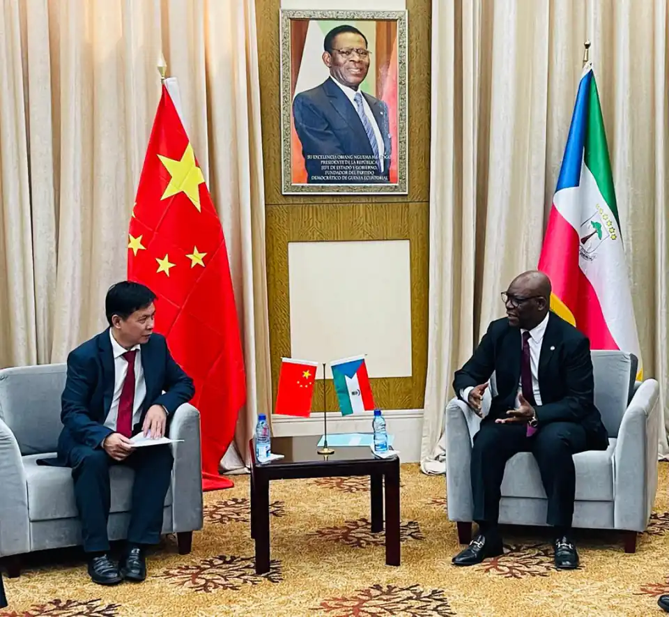 Coopération : la Chine veut construire un parc industriel pétrochimique en Guinée Equatoriale