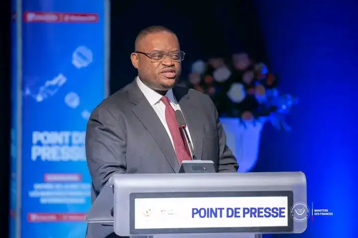 Doudou Fwamba Likunde Li-Botayi,